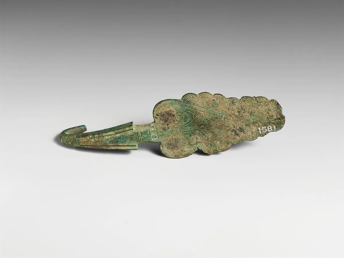 Bronze hook from a belt — Unknown