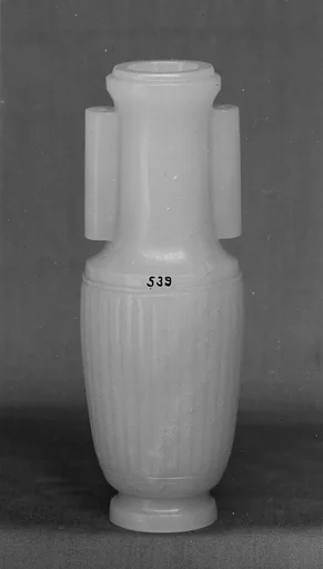 清中期 玉筯瓶|Vase from an incense set