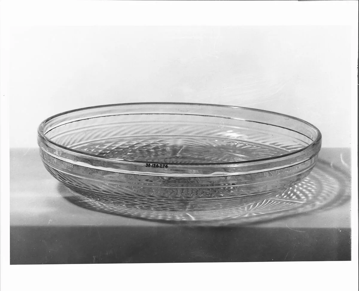 Rayed Dish — Unknown