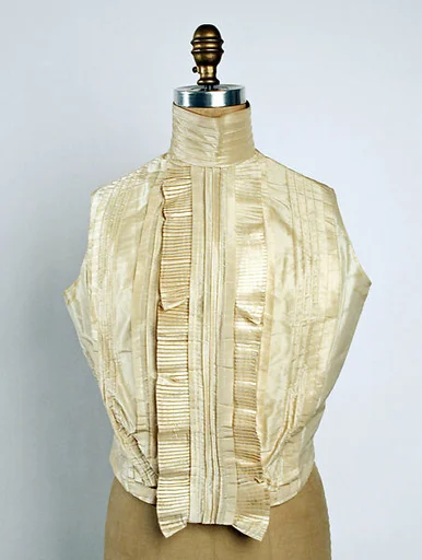 Shirtwaist