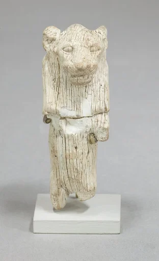 Figure of lion
