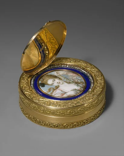 Box with portrait of a woman said to be Mrs. Bates (1755–1811) as Flora