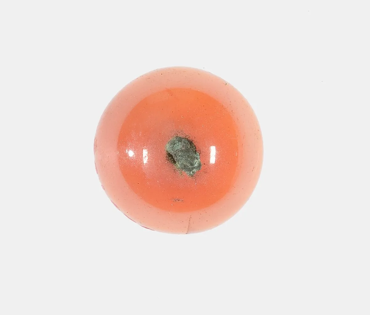 Round pendant — Unknown