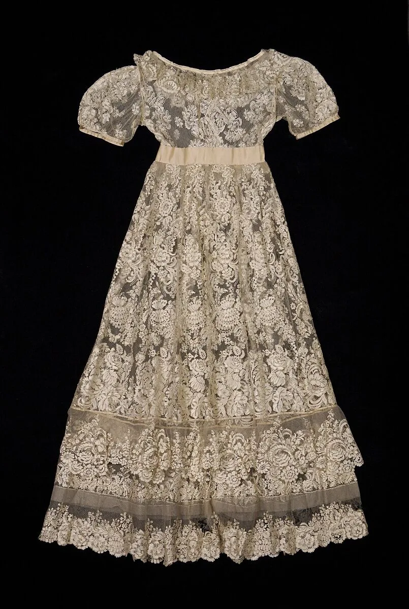 Evening dress — Unknown
