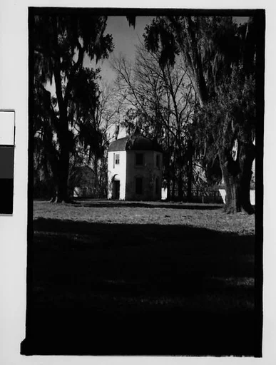 [Garconniere at Houmans House, Burnside, Louisiana]