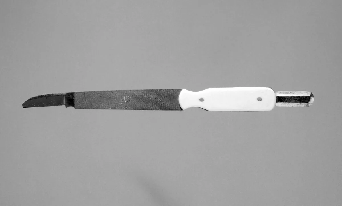 Nail file (part of a set) — Unknown