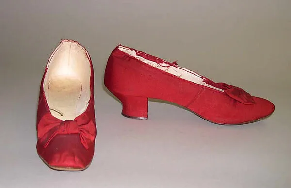 Evening slippers — Unknown
