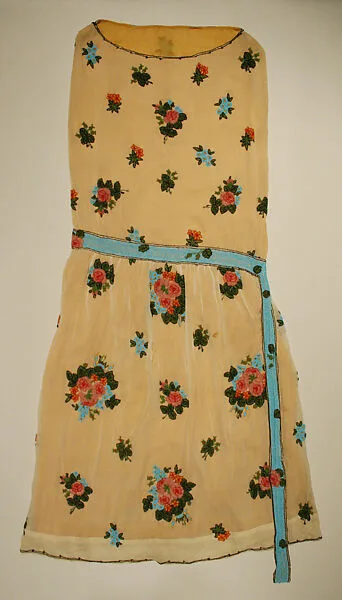 Evening dress — Unknown