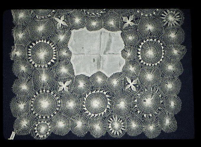 Lace handkerchief — Unknown