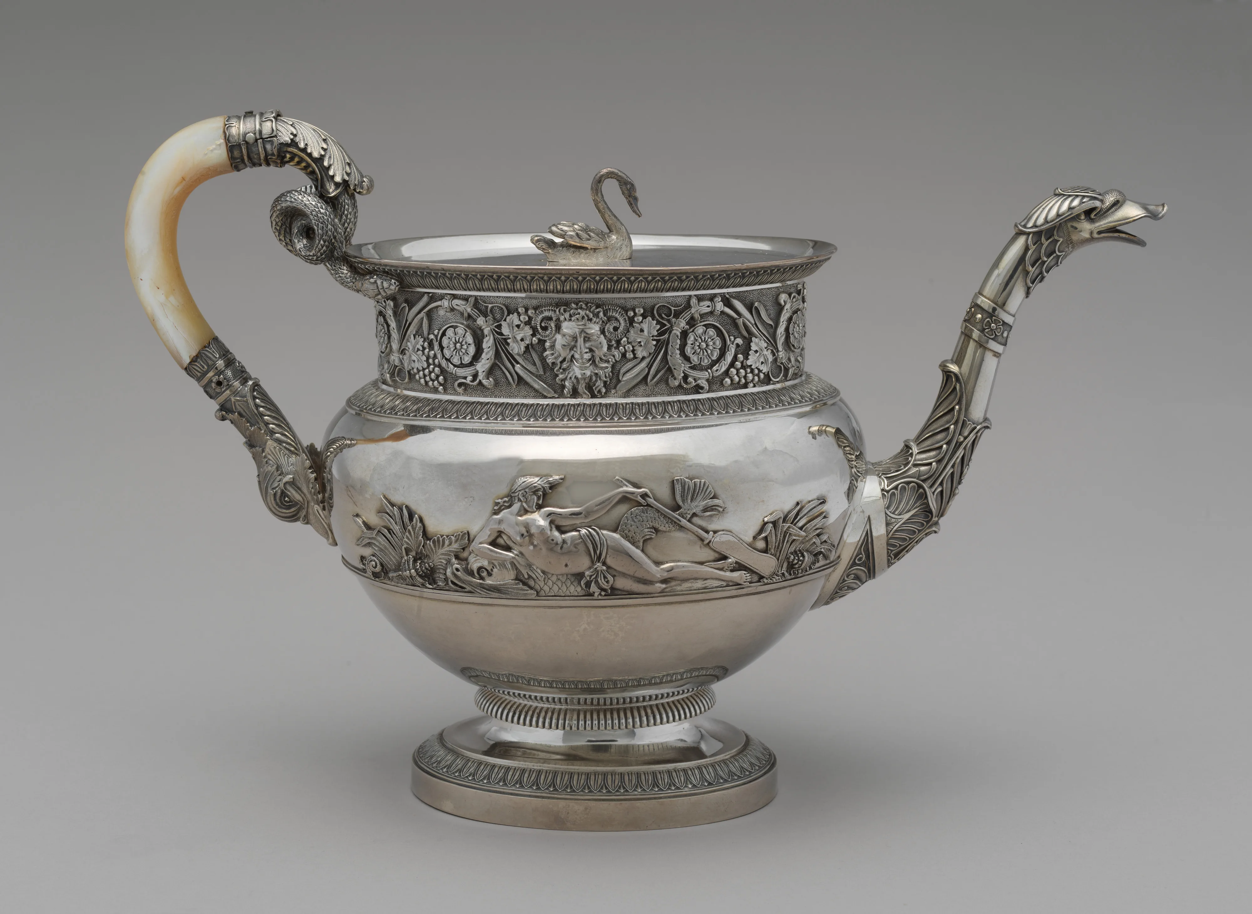 Teapot (part of a service) — Marc Jacquart