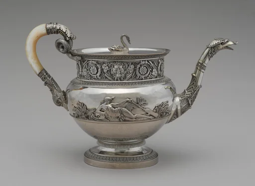 Teapot (part of a service)