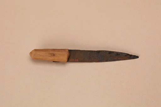 Model chisel
