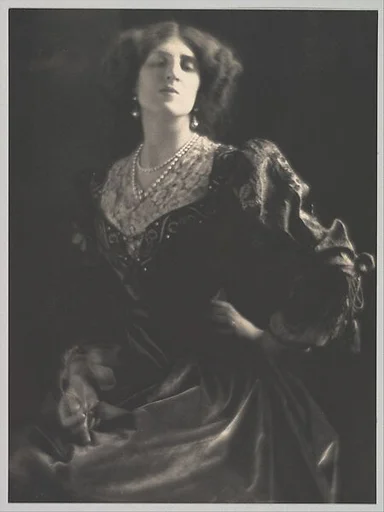 [Lady Ottoline Morrell]