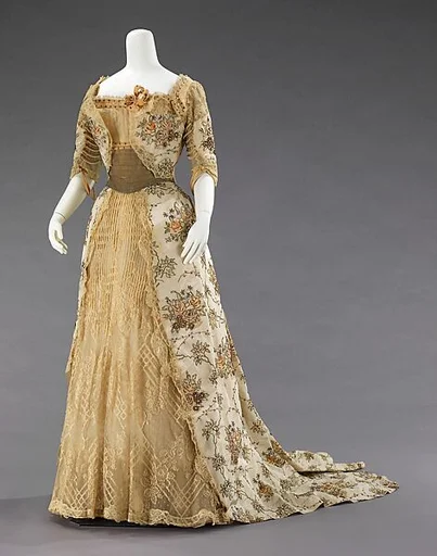 Ball gown
