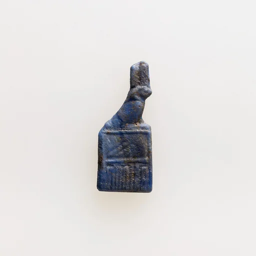 Amulet of serekh sign surmounted by archaic falcon