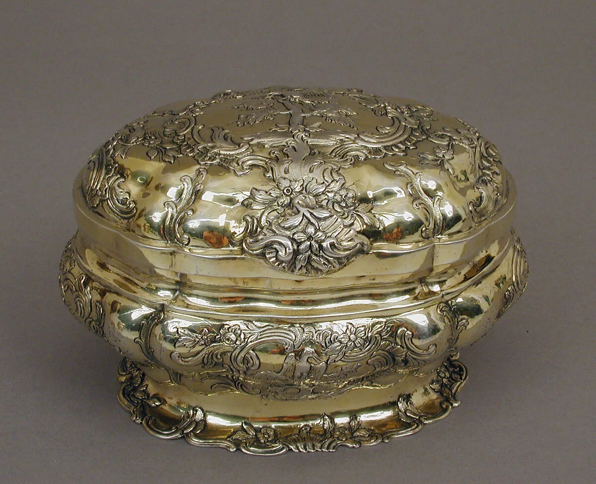 Oval box (one of a pair) — Johann Martin Satzger I