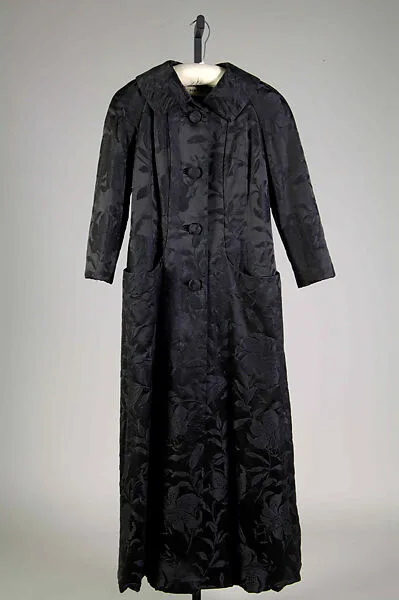 Evening coat — Mainbocher|Mainbocher