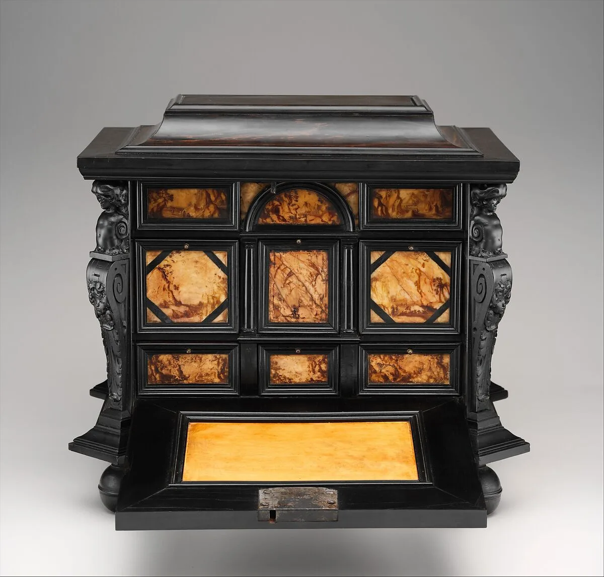 Coffer — Unknown