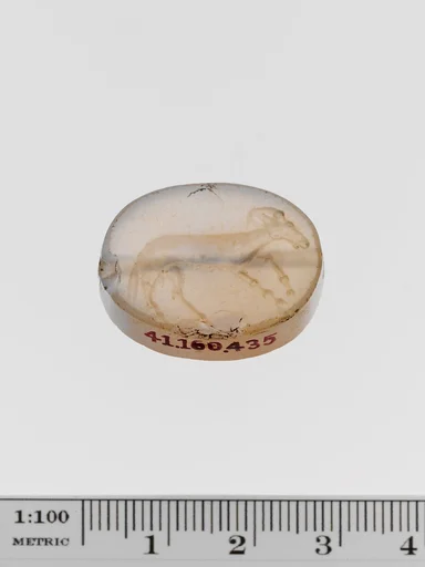 Chalcedony scaraboid seal