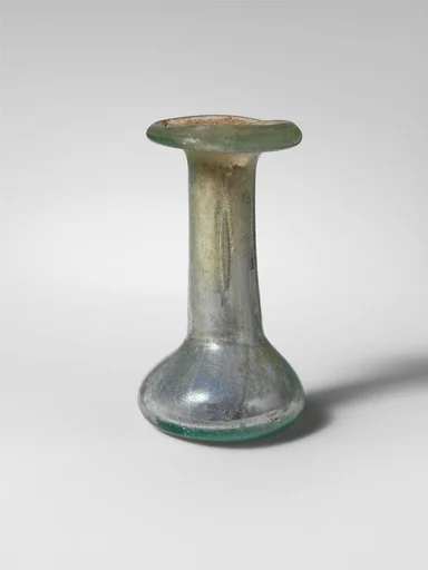 Glass perfume bottle