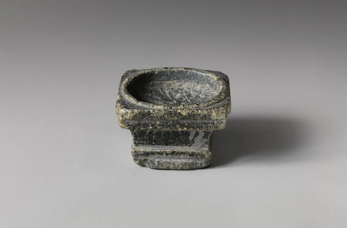 Steatite miniature offering table — Unknown