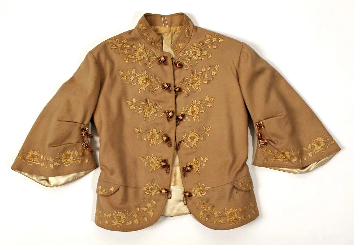 Suit — Unknown