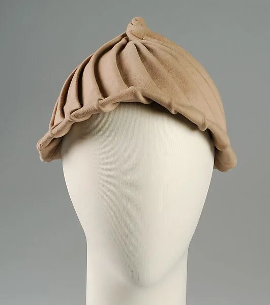 Cloche — Sally Victor