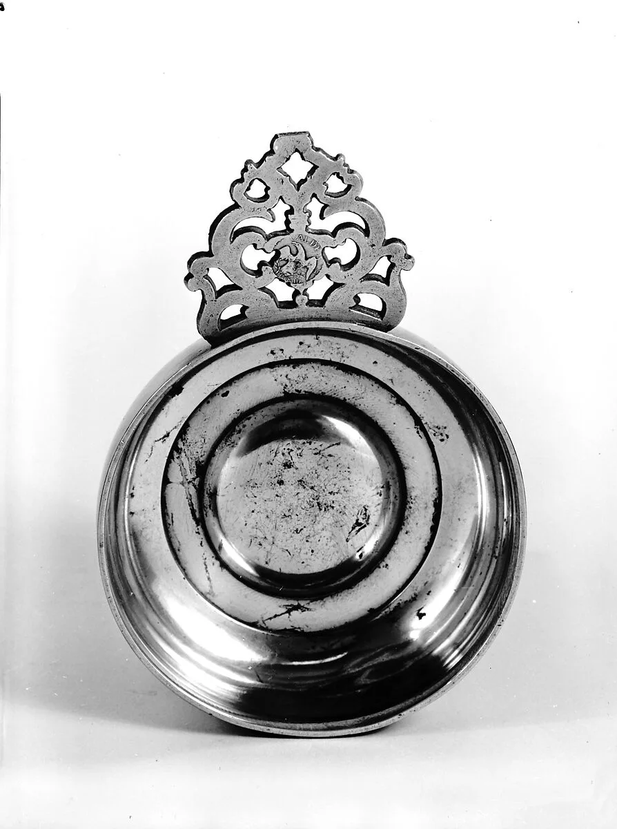 Porringer — William Calder