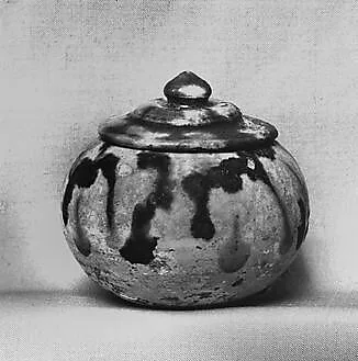 唐 三彩陶小罐|Miniature covered jar — Unknown