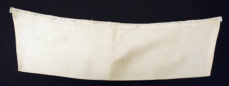 Collar — Unknown