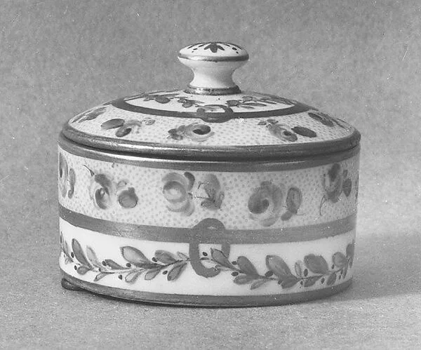 Pomade jar — Edmé Samson