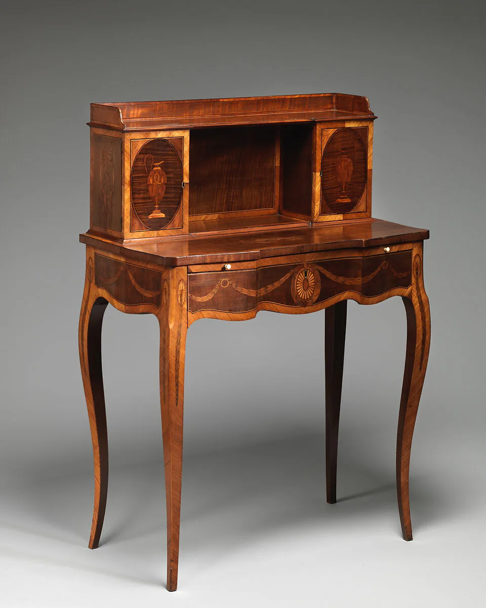 Desk (bonheur du jour) — Thomas Chippendale