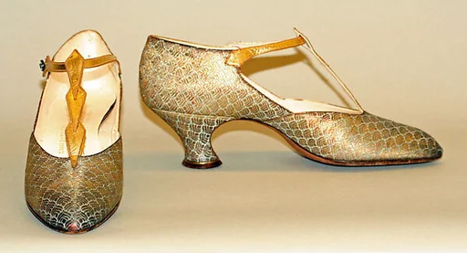 Evening shoes
