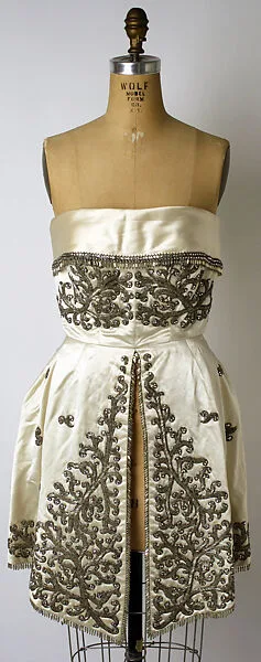 Evening dress — Yves Saint Laurent|House of Dior