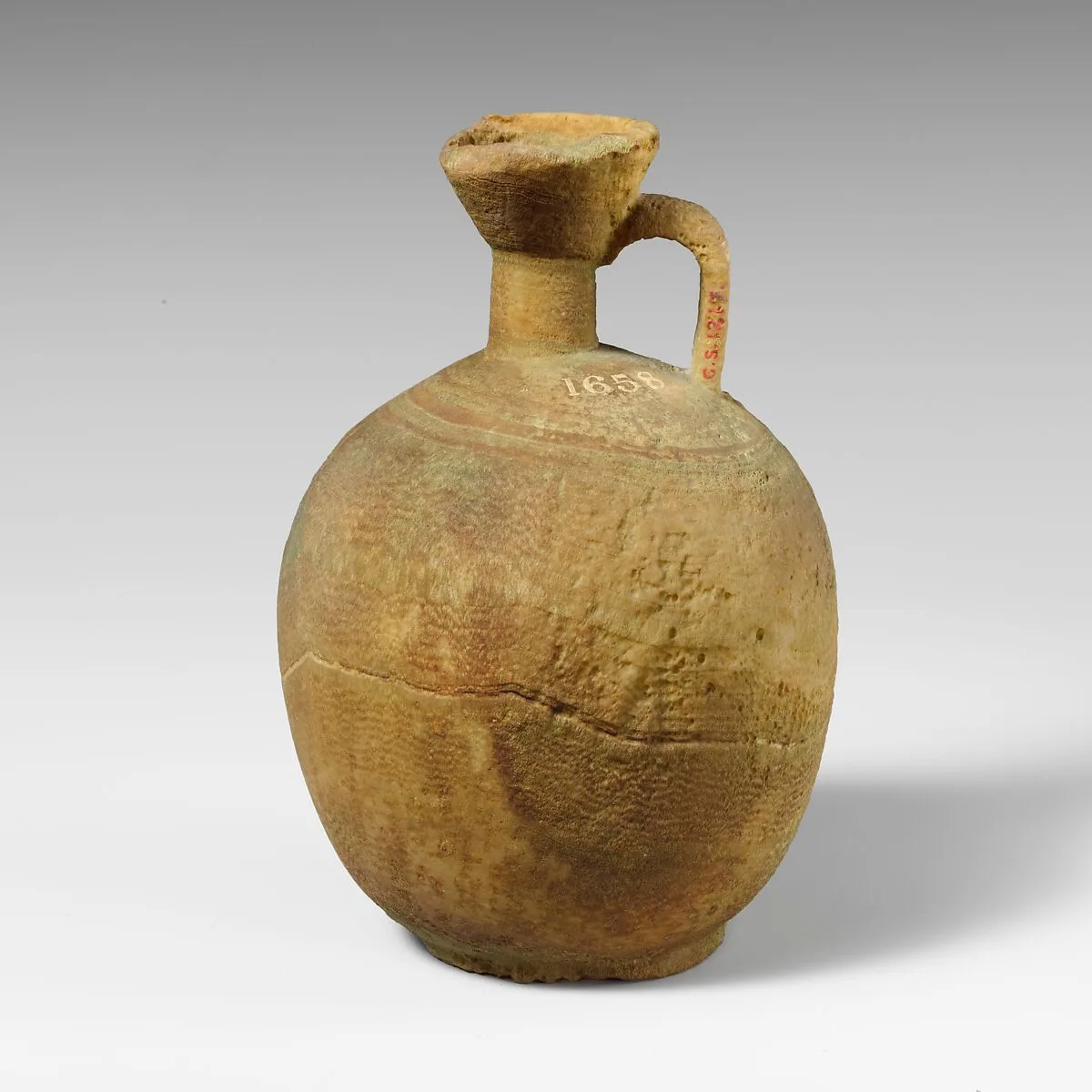 Alabaster squat lekythos — Unknown