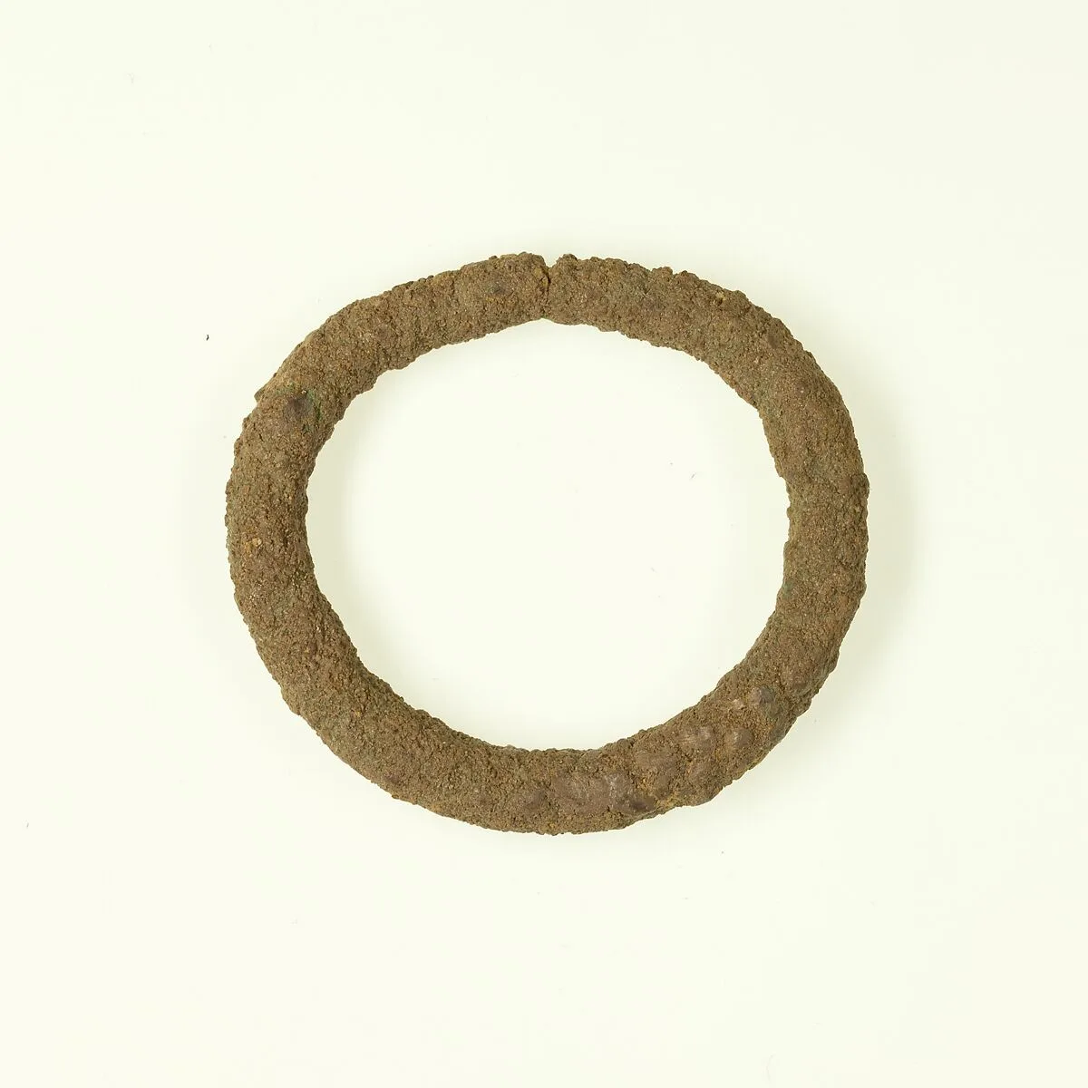 Household ring — Unknown