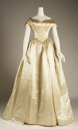 Wedding ensemble