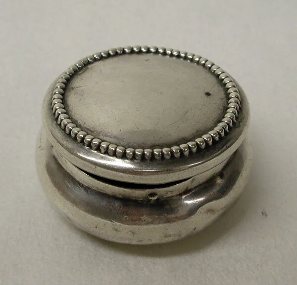 Powder box — Unknown