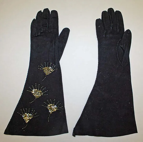 Gloves — Saks Fifth Avenue