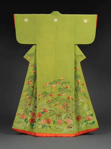 胴箔地牡丹鳳凰模様縫箔|Robe (Kosode) with Pine, Ivy, Chrysanthemums, and River