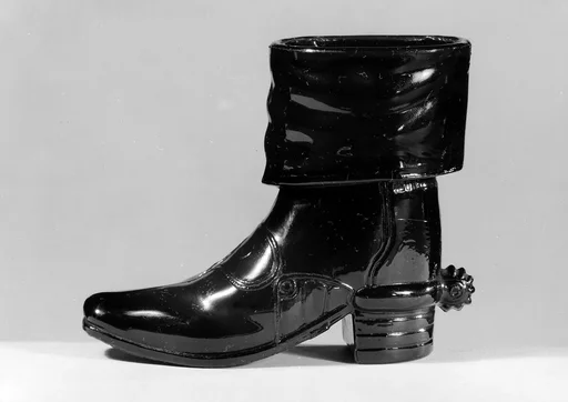 Boot with Spur