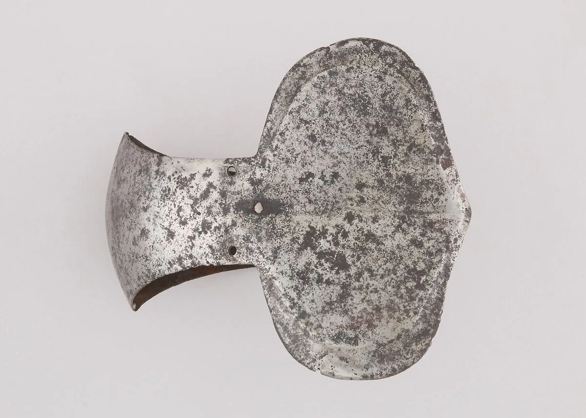 Left and Right Knee Defenses (Poleyns) — Unknown