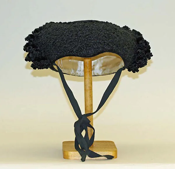 Hat — Unknown