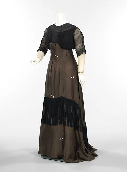 Dress — Jacques Doucet