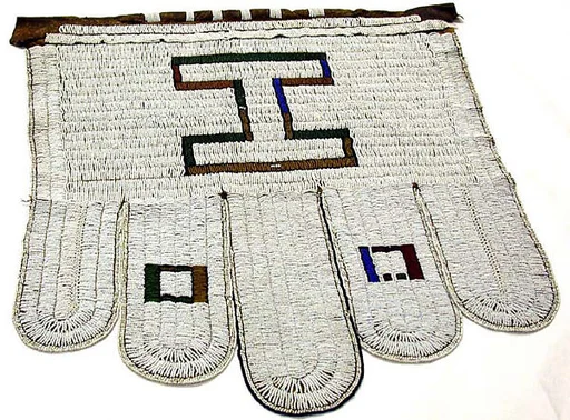 Married Woman's Apron (Jocolo)