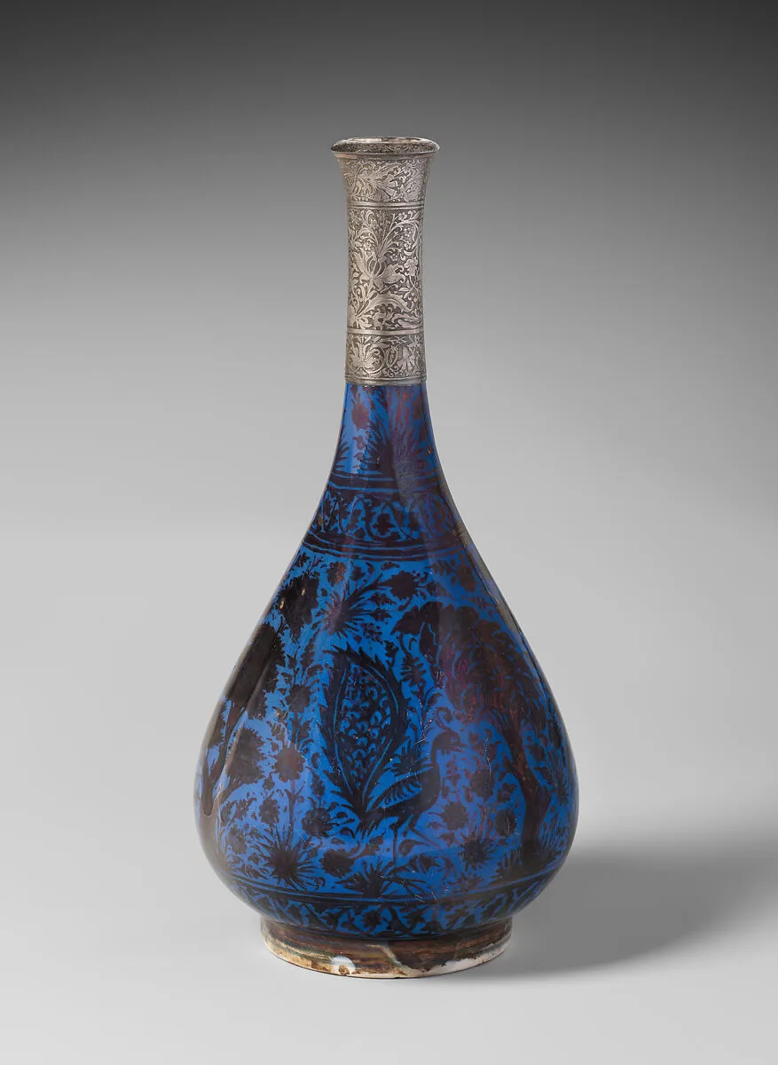 Bottle Depicting a Peacock in Foliage — Unknown