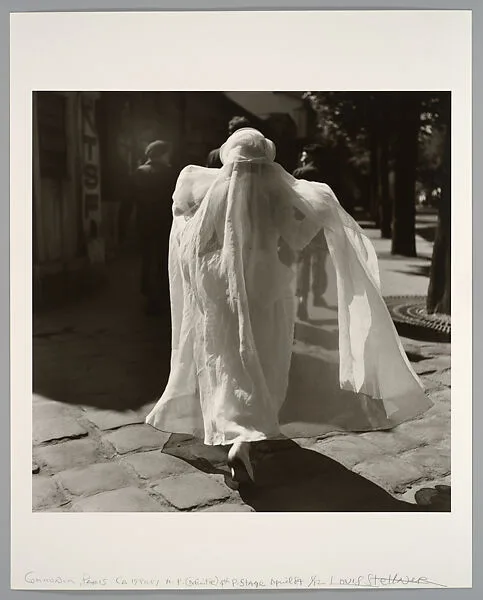Communion, Paris — Louis Stettner