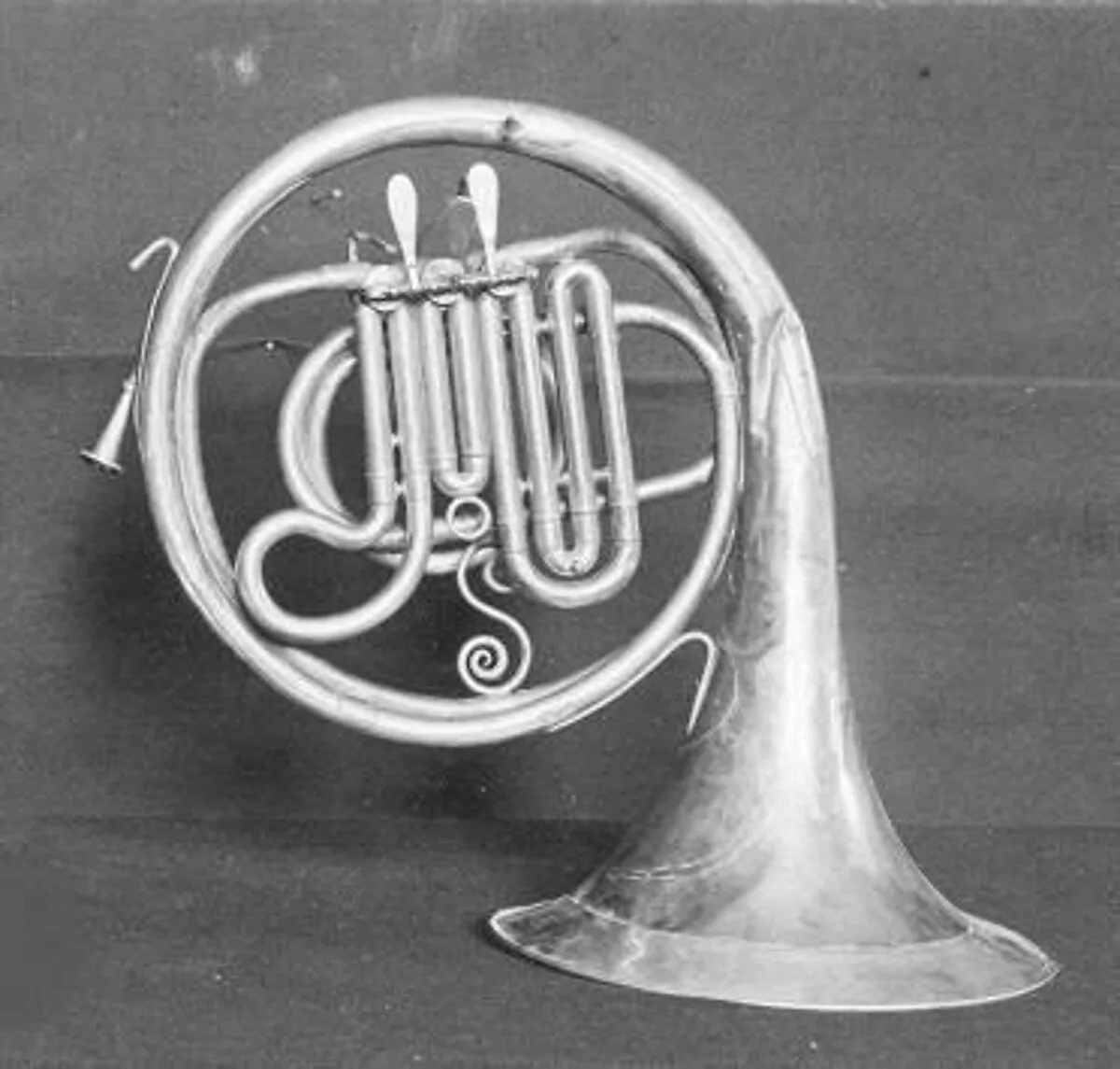 French Horn — Unknown