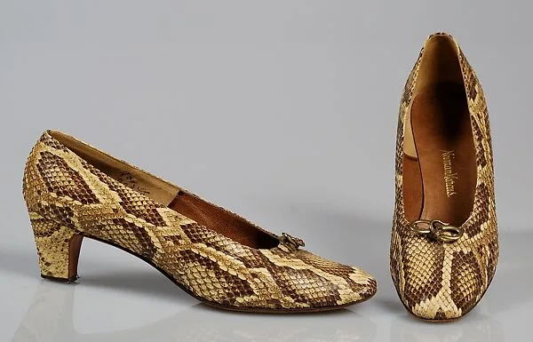 Pumps — Margaret Clark|Margaret Jerrold, Inc.|Neiman Marcus