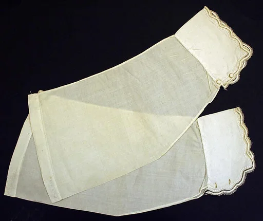 Undersleeves